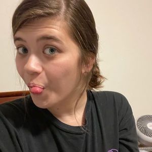 Meet your Posher, Shylee